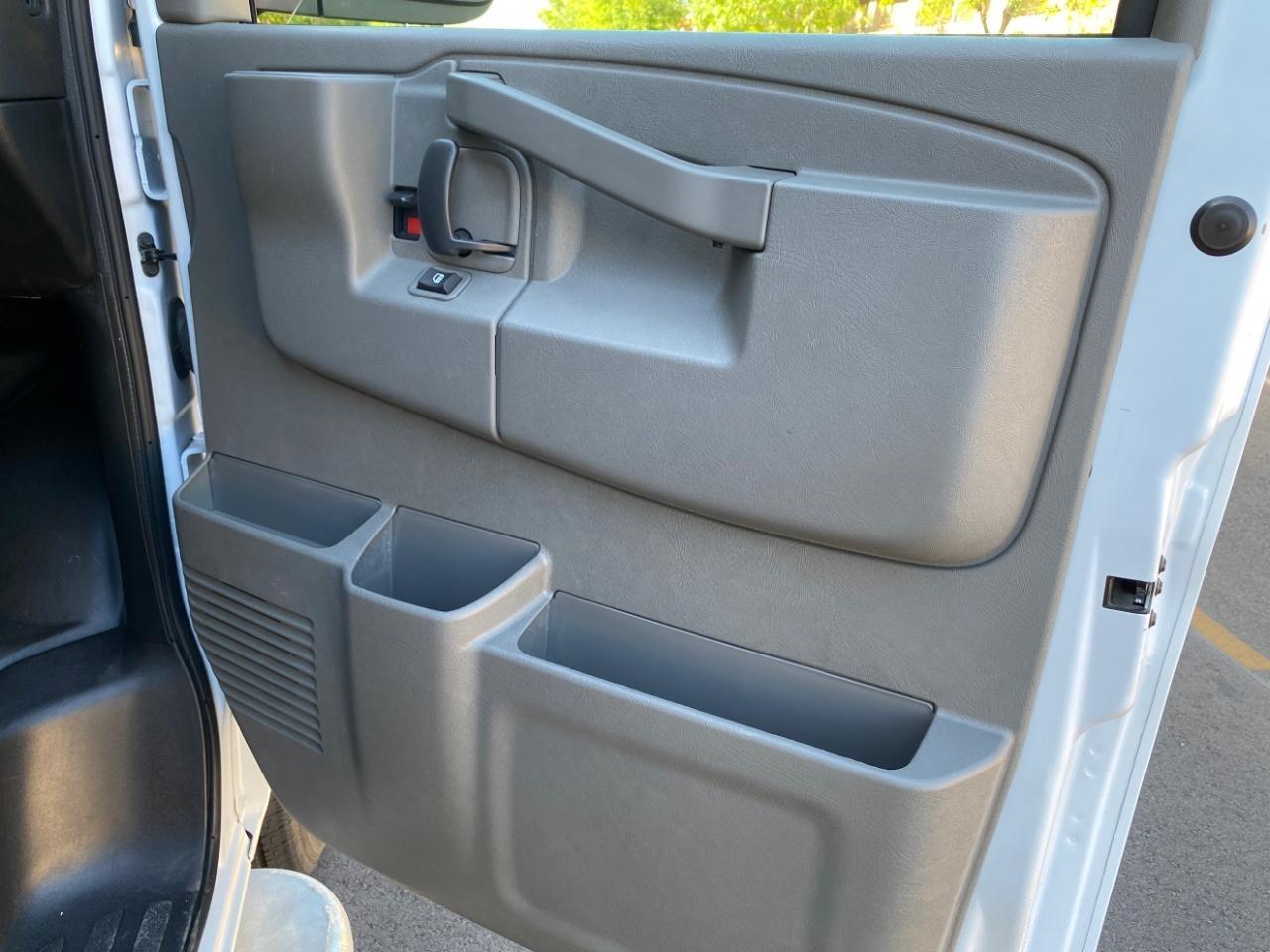 Chevrolet Express 2500 Cargo 2025