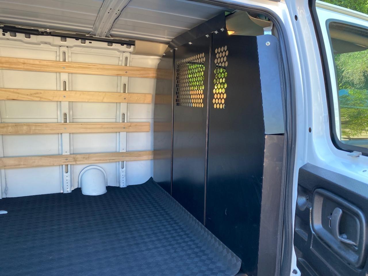 Chevrolet Express 2500 Cargo 2025
