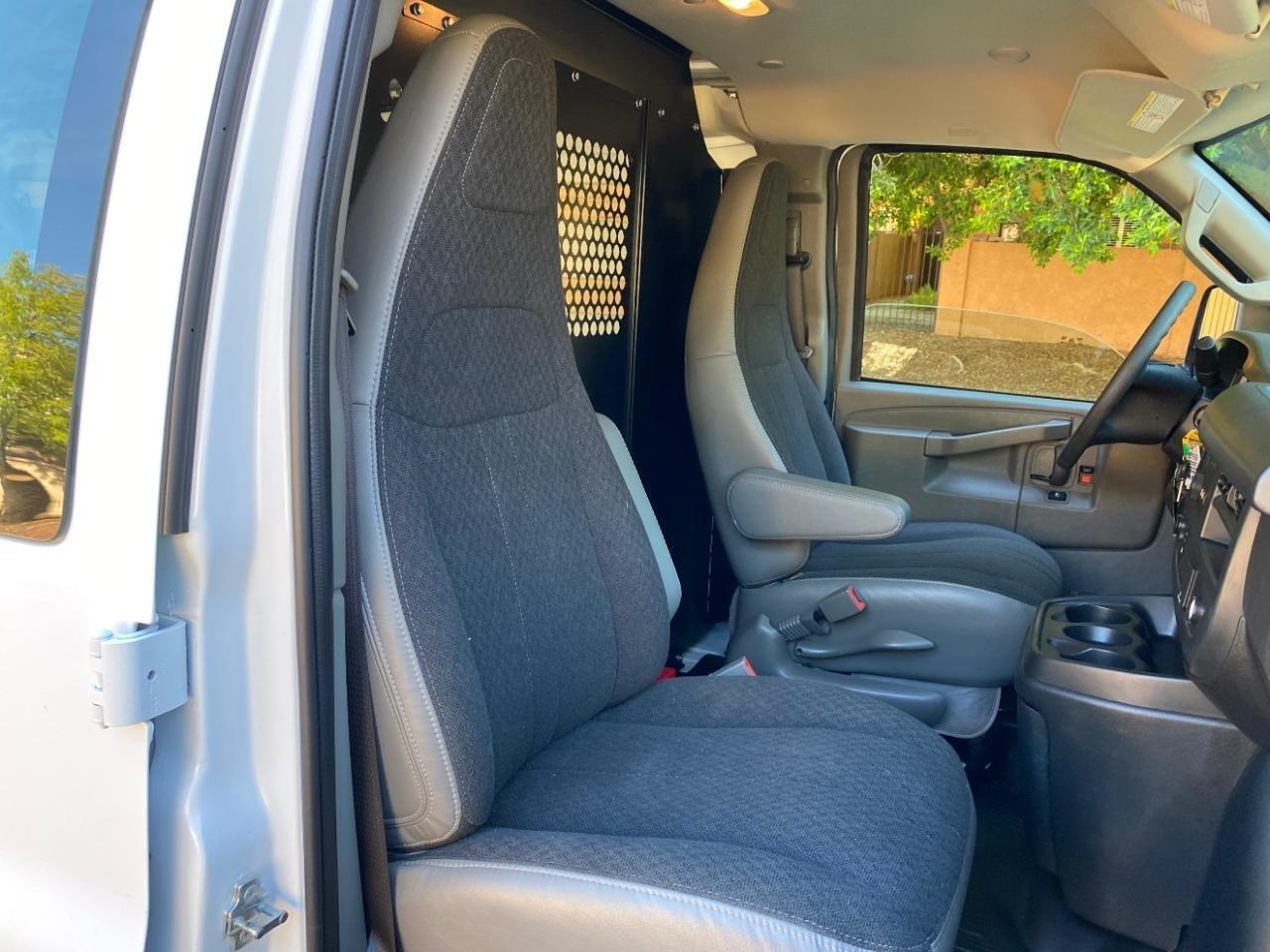 Chevrolet Express 2500 Cargo 2025