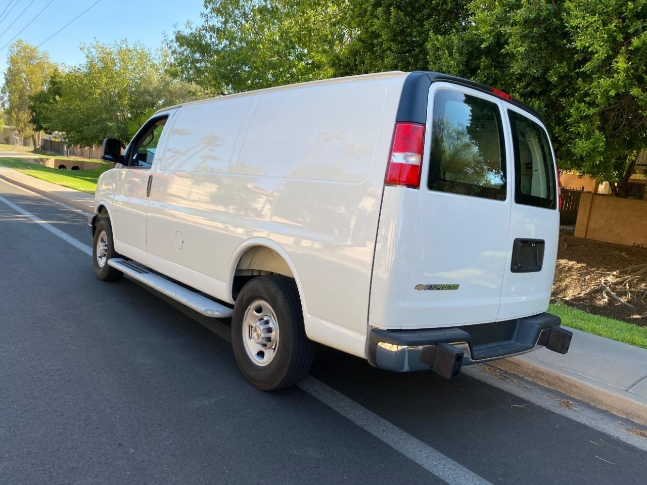 Chevrolet Express 2500 Cargo 2025