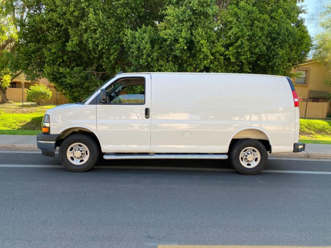 Chevrolet Express 2500 Cargo 2025