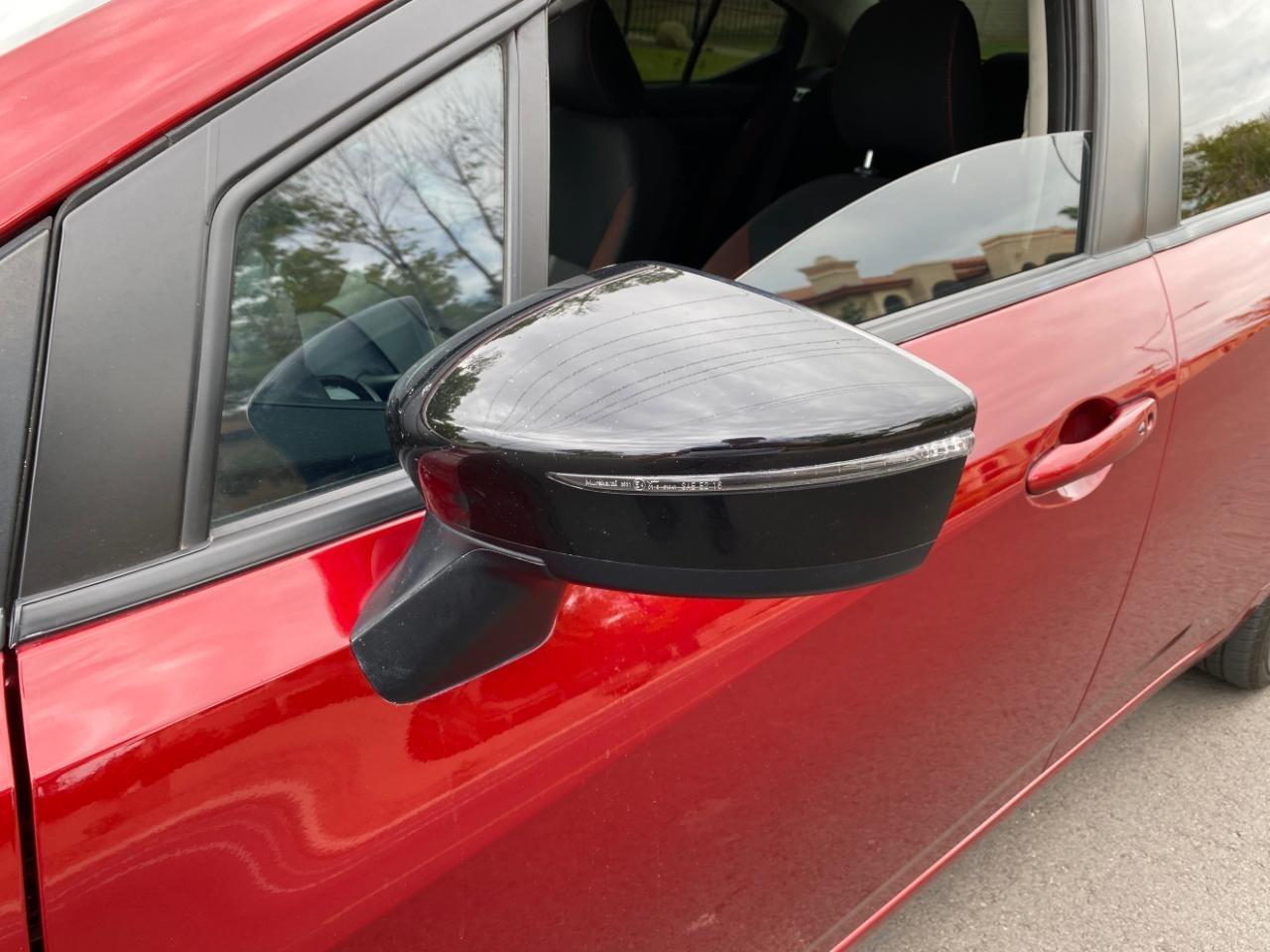 Nissan Versa SR 2023