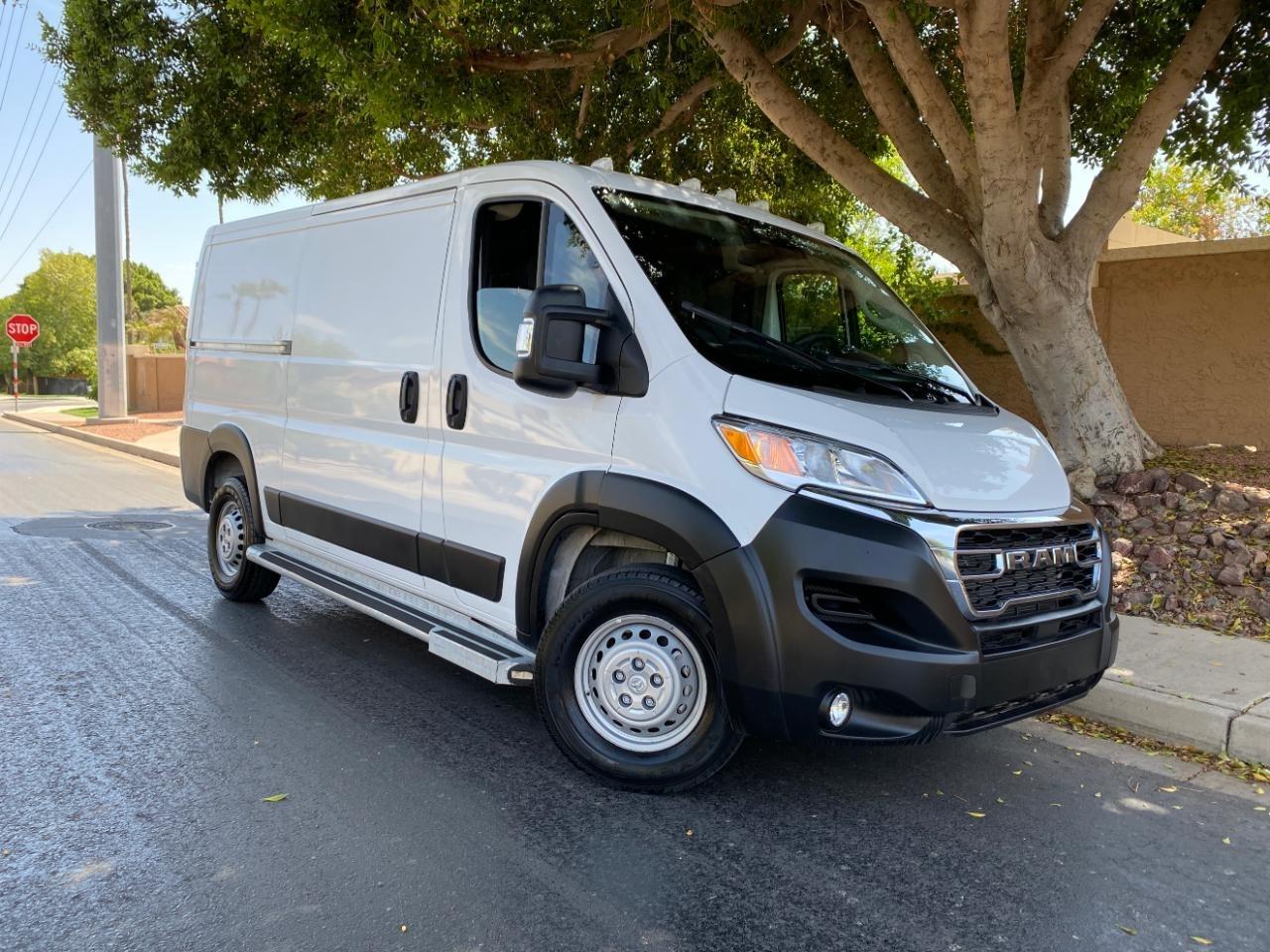 2025 RAM Promaster 2500 Low Roof
