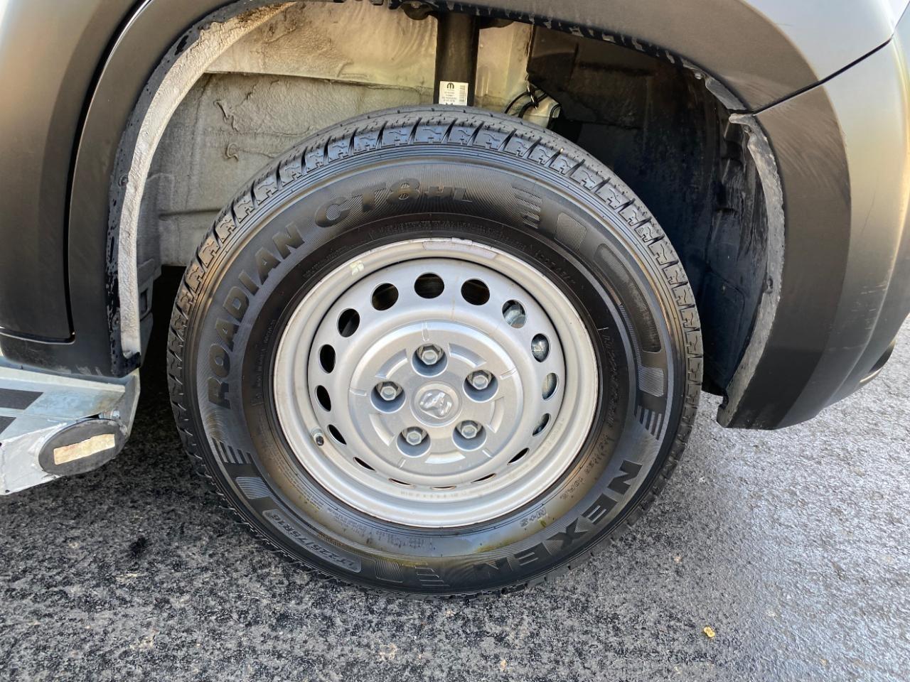 RAM Promaster 2500 Low Roof 2025