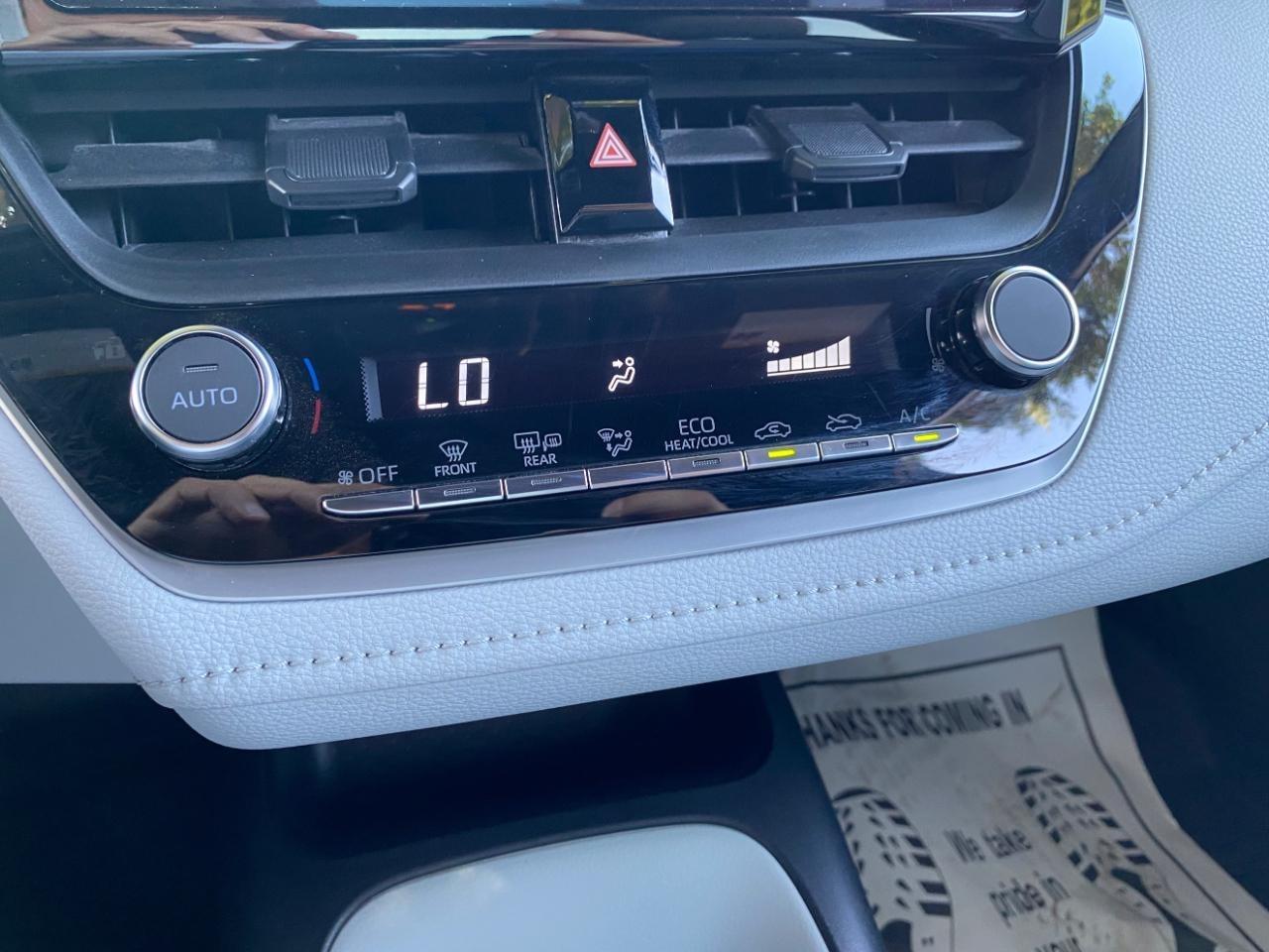 Toyota Corolla Hybrid LE 2024