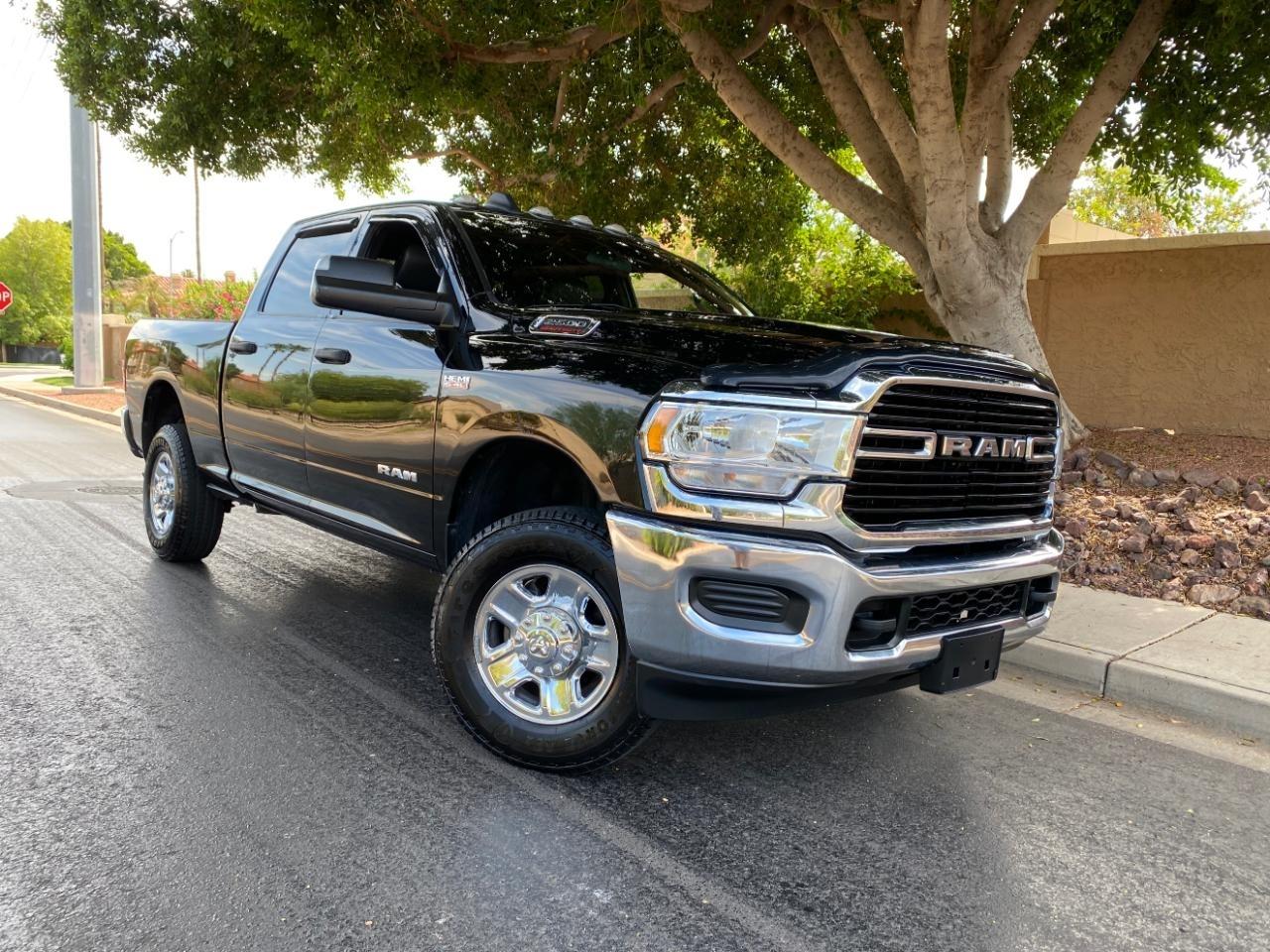 2021 RAM 2500 Tradesman Crew Cab SWB 4WD