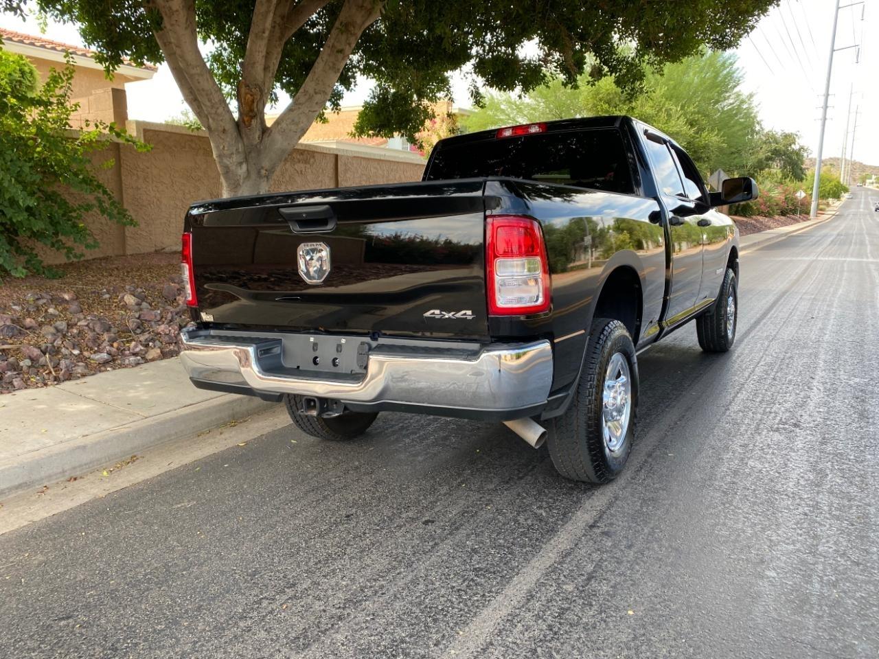 RAM 2500 Tradesman Crew Cab SWB 4WD 2021