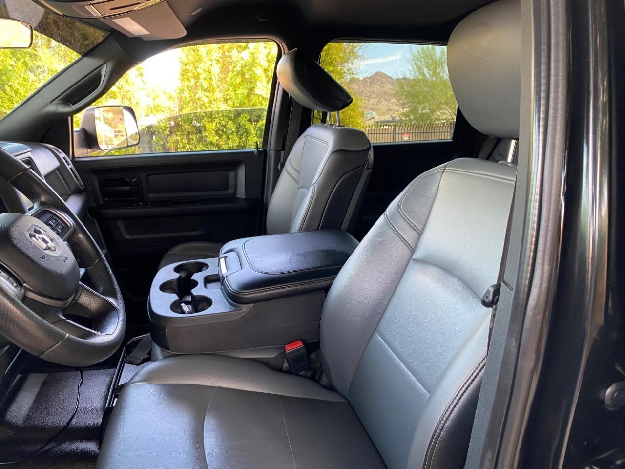 RAM 2500 Tradesman Crew Cab SWB 4WD 2021