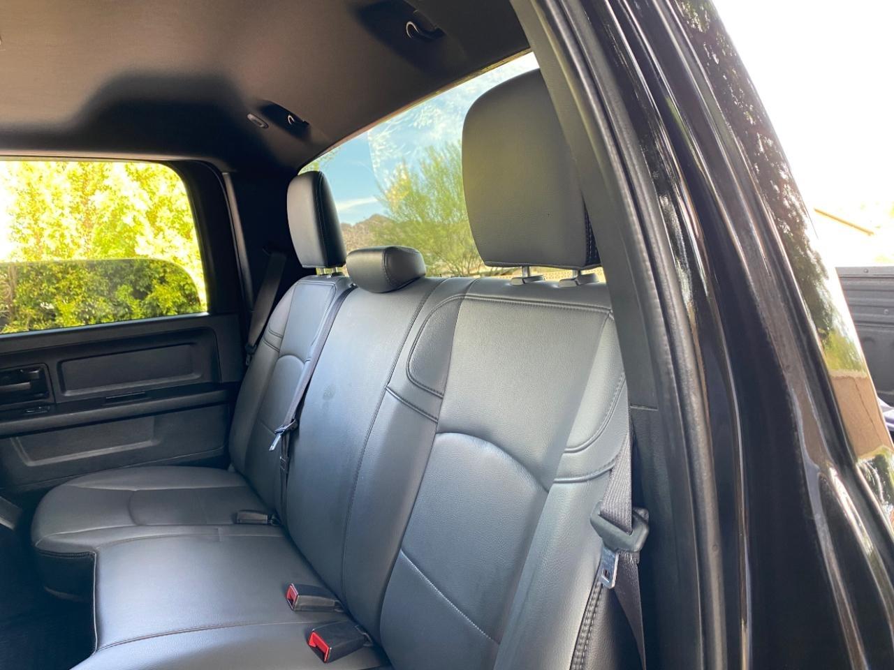 RAM 2500 Tradesman Crew Cab SWB 4WD 2021