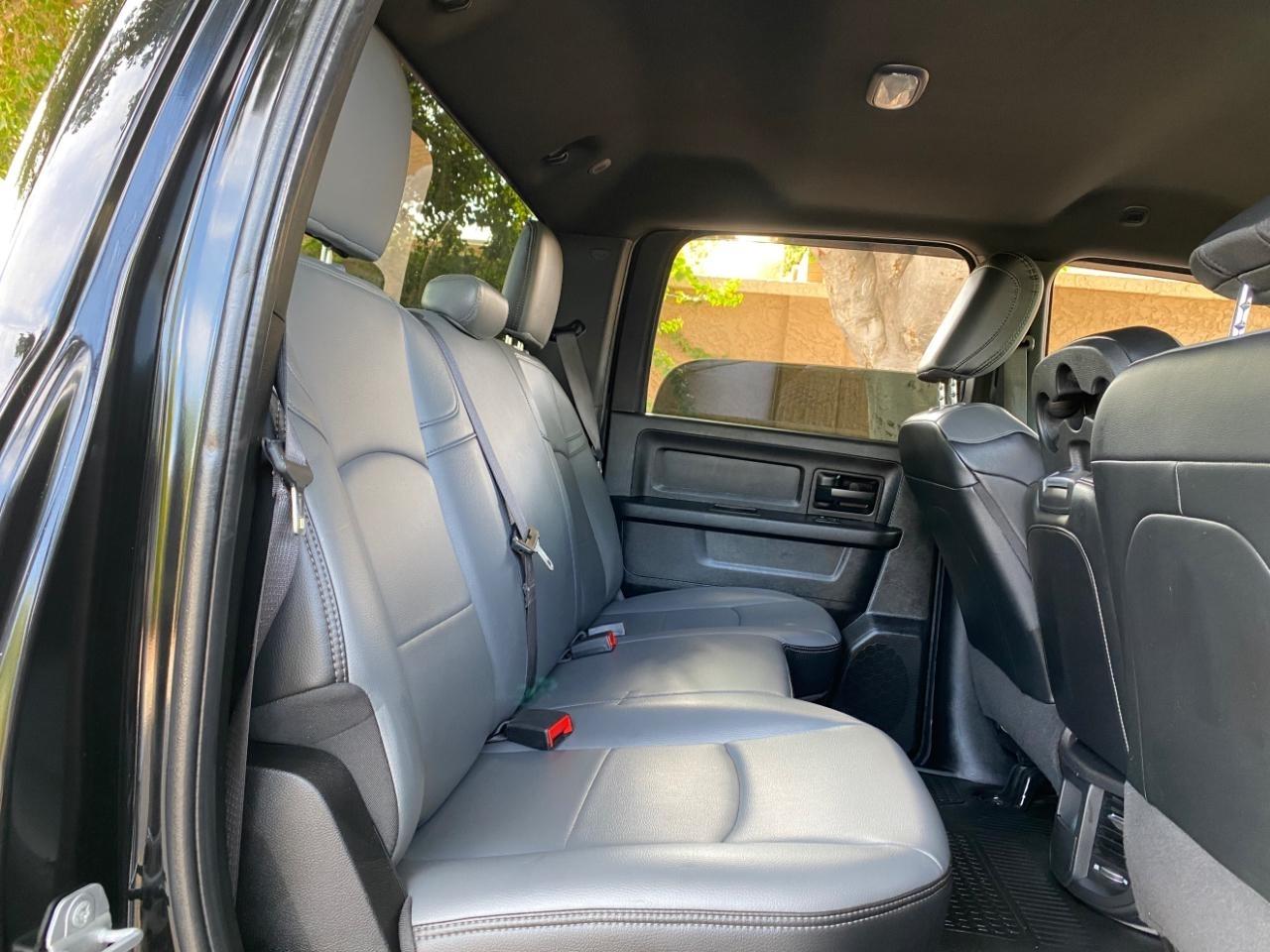 RAM 2500 Tradesman Crew Cab SWB 4WD 2021