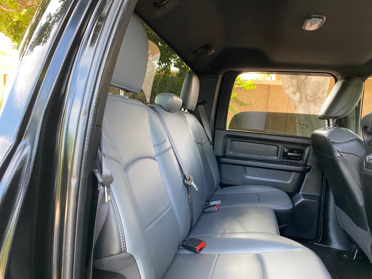 RAM 2500 Tradesman Crew Cab SWB 4WD 2021
