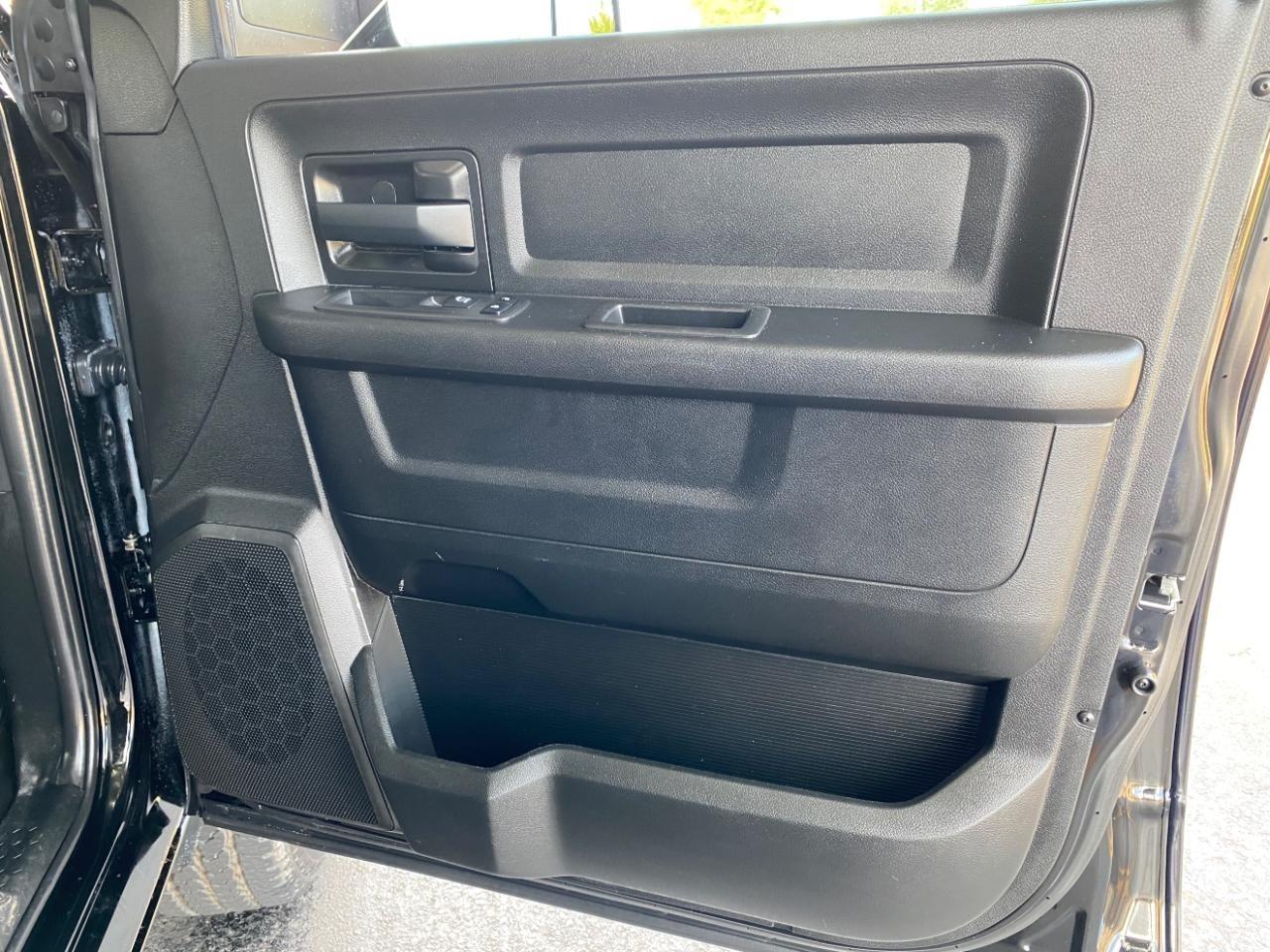 RAM 2500 Tradesman Crew Cab SWB 4WD 2021