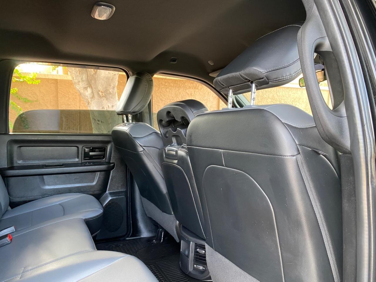 RAM 2500 Tradesman Crew Cab SWB 4WD 2021