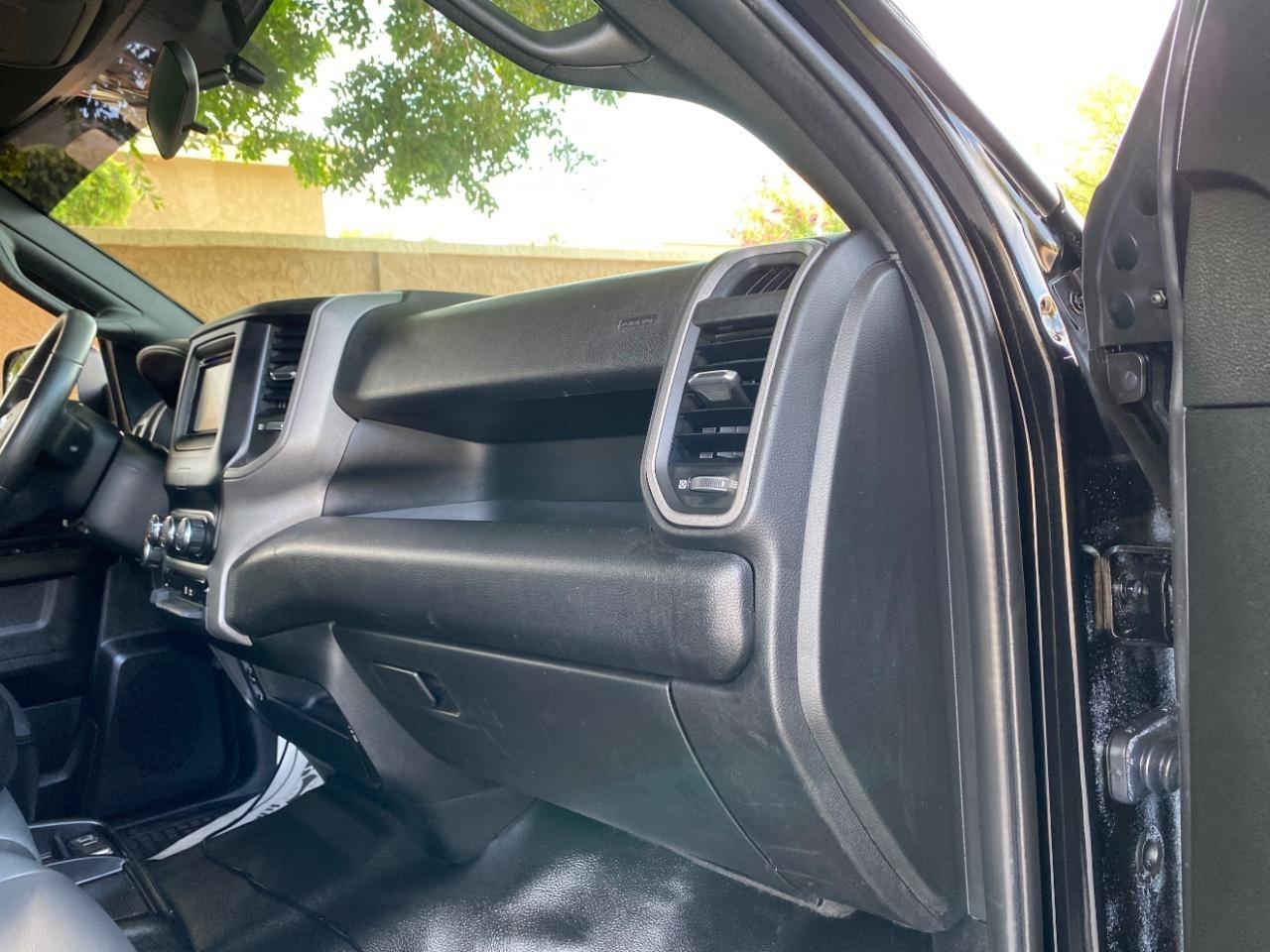 RAM 2500 Tradesman Crew Cab SWB 4WD 2021