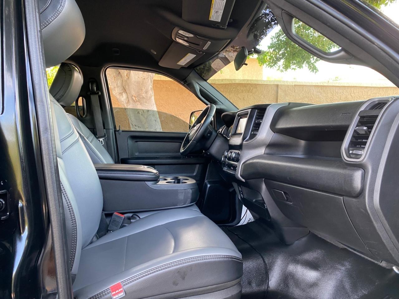 RAM 2500 Tradesman Crew Cab SWB 4WD 2021