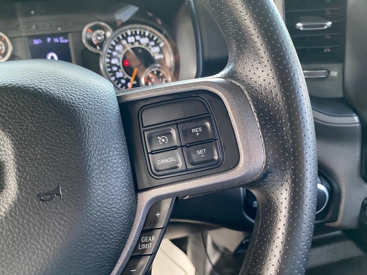 RAM 2500 Tradesman Crew Cab SWB 4WD 2021