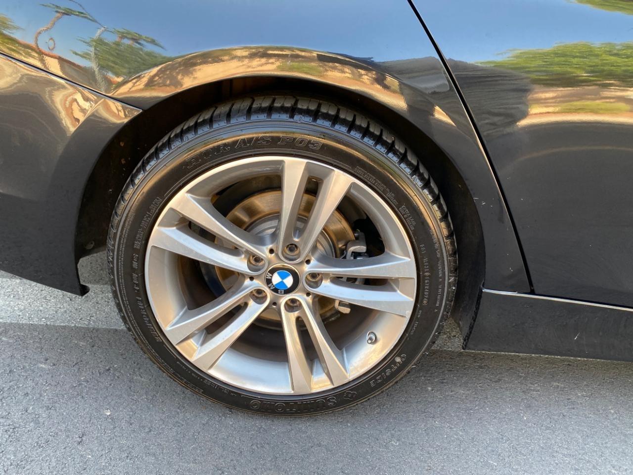 BMW 3-Series 330i SULEV Sedan 2018
