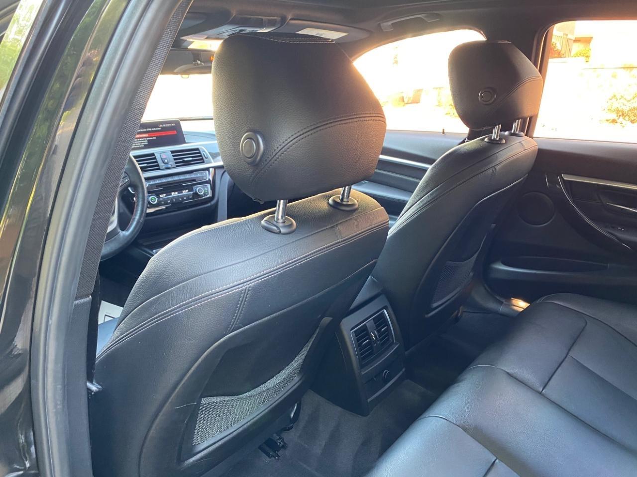 BMW 3-Series 330i SULEV Sedan 2018
