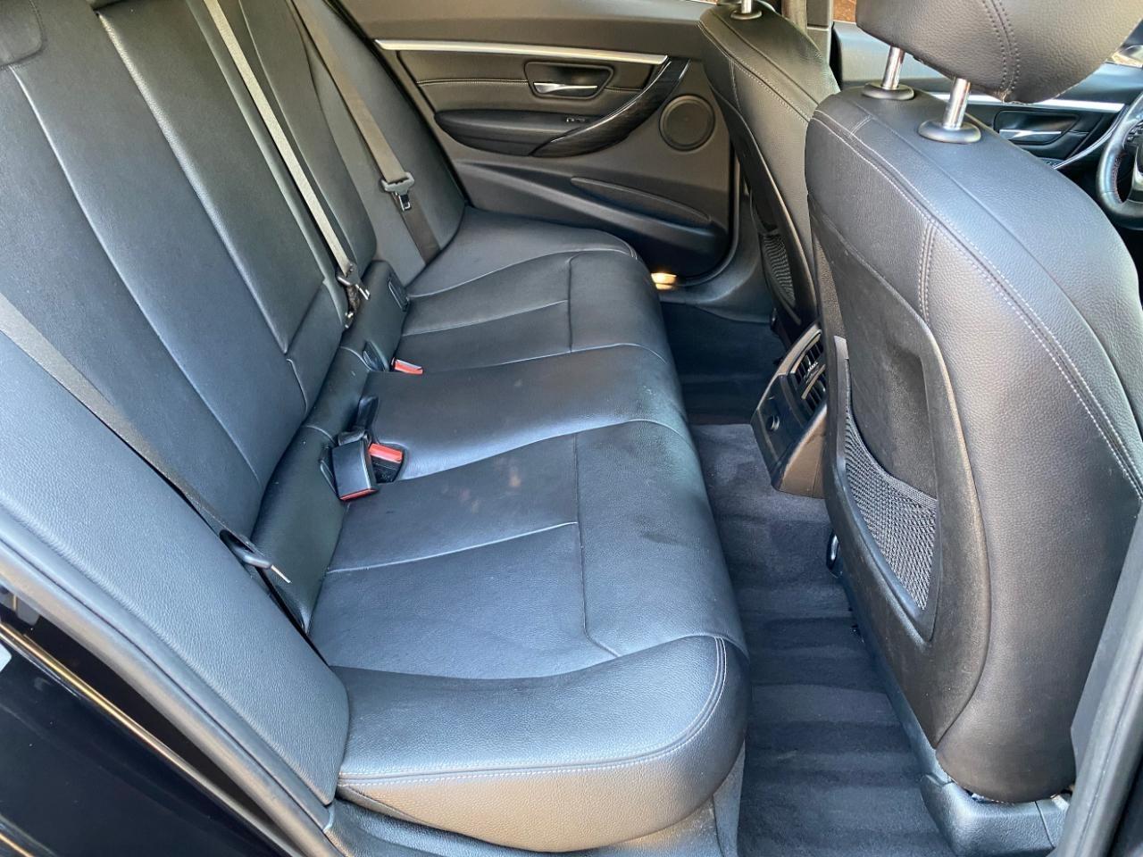 BMW 3-Series 330i SULEV Sedan 2018
