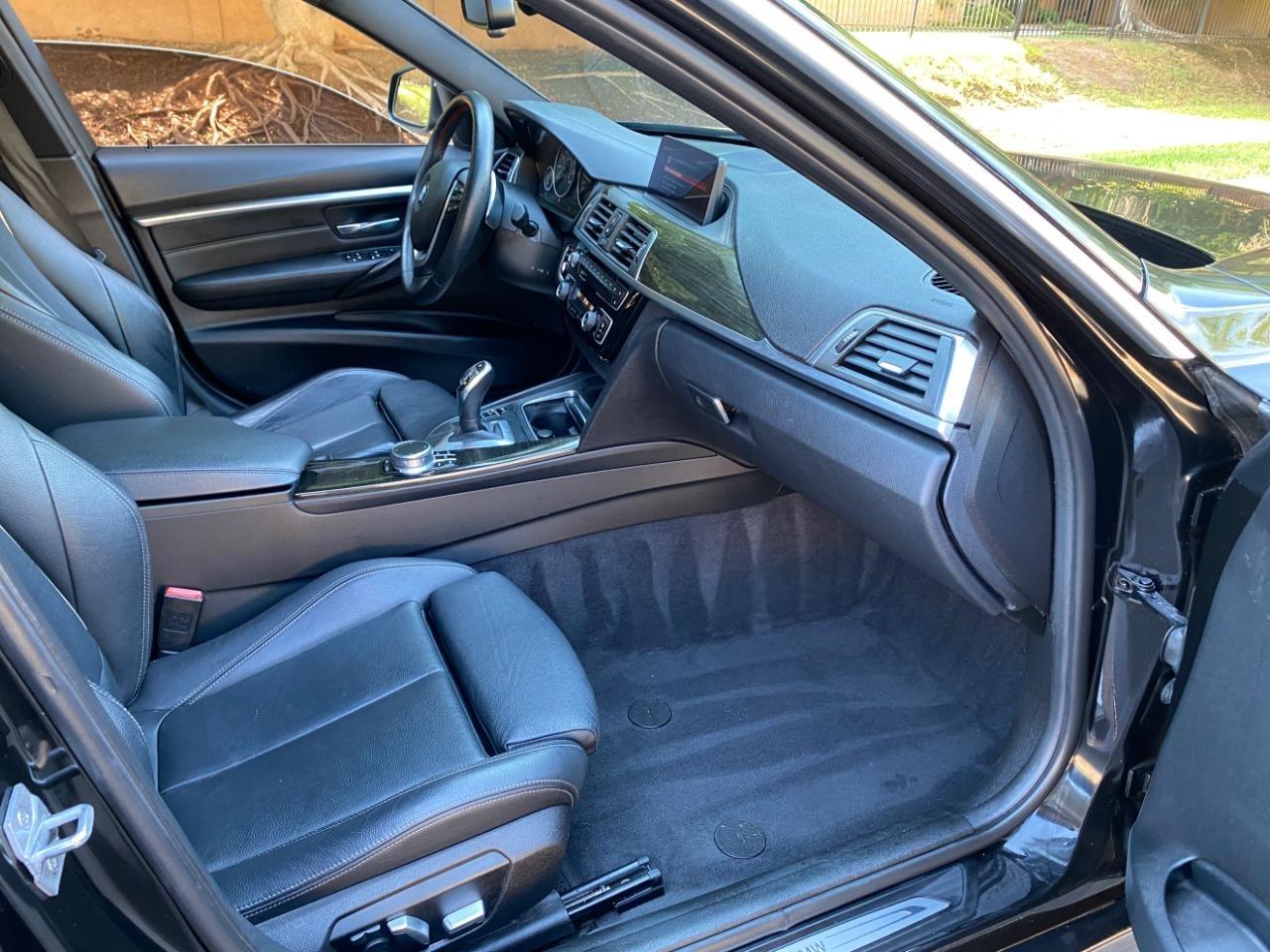 BMW 3-Series 330i SULEV Sedan 2018