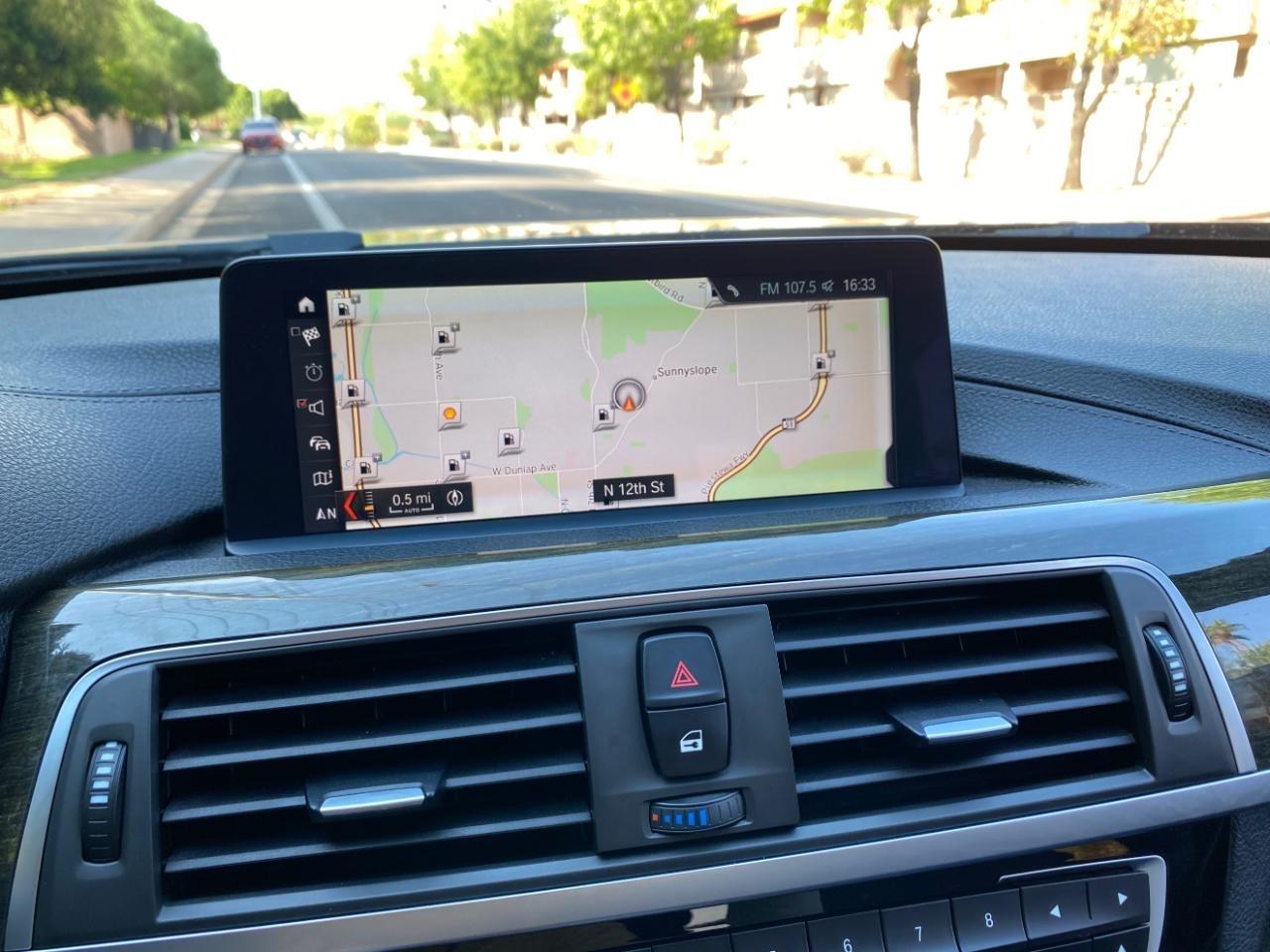 BMW 3-Series 330i SULEV Sedan 2018
