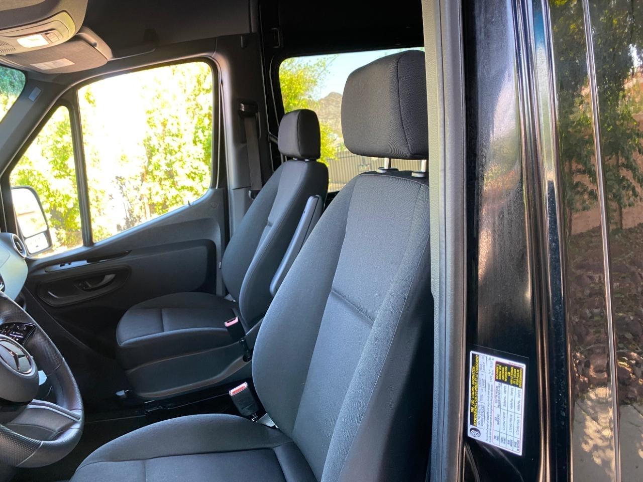 Mercedes-Benz Sprinter 2500 2025