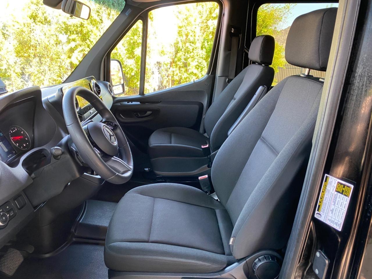 Mercedes-Benz Sprinter 2500 2025