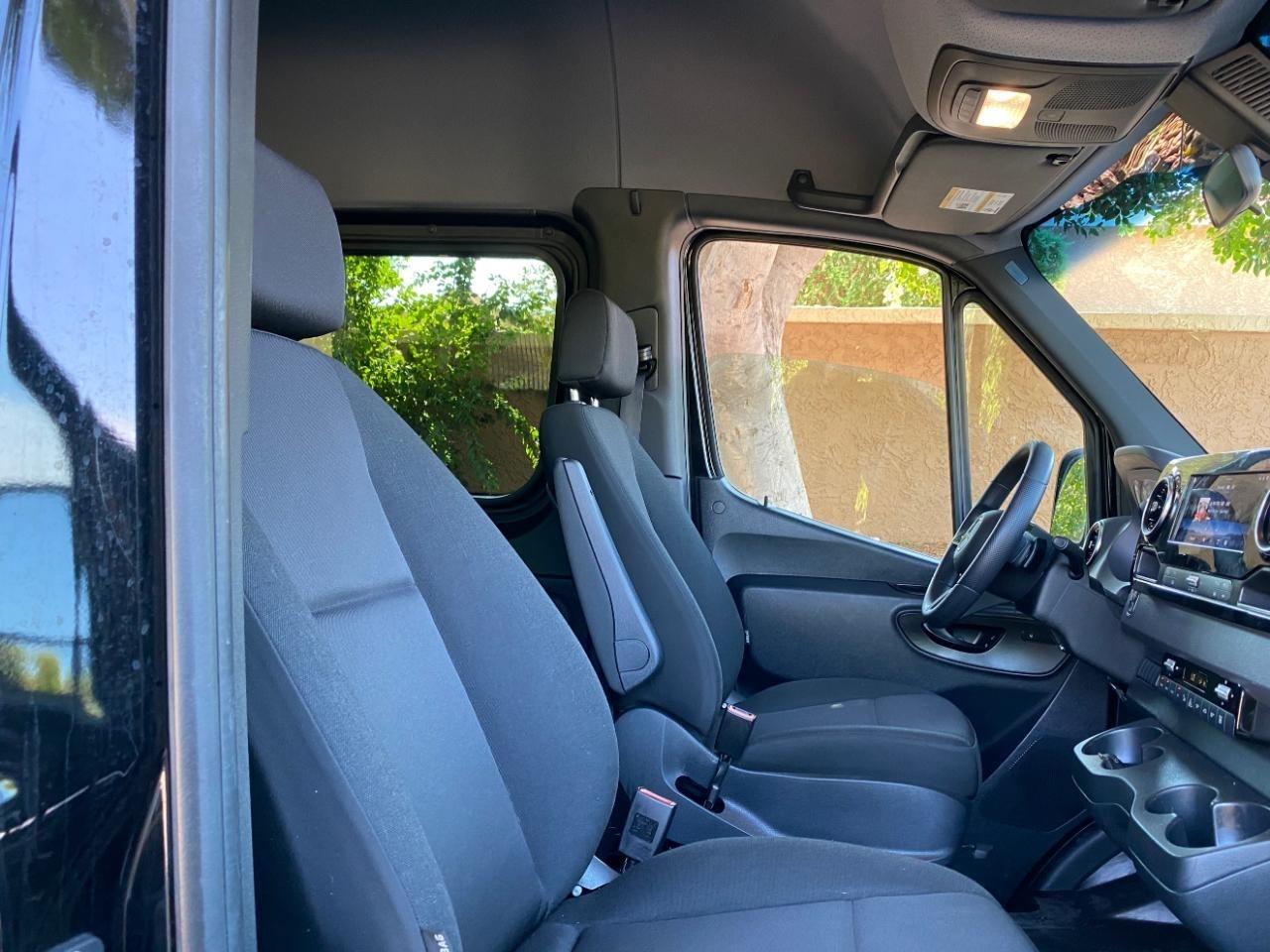 Mercedes-Benz Sprinter 2500 2025