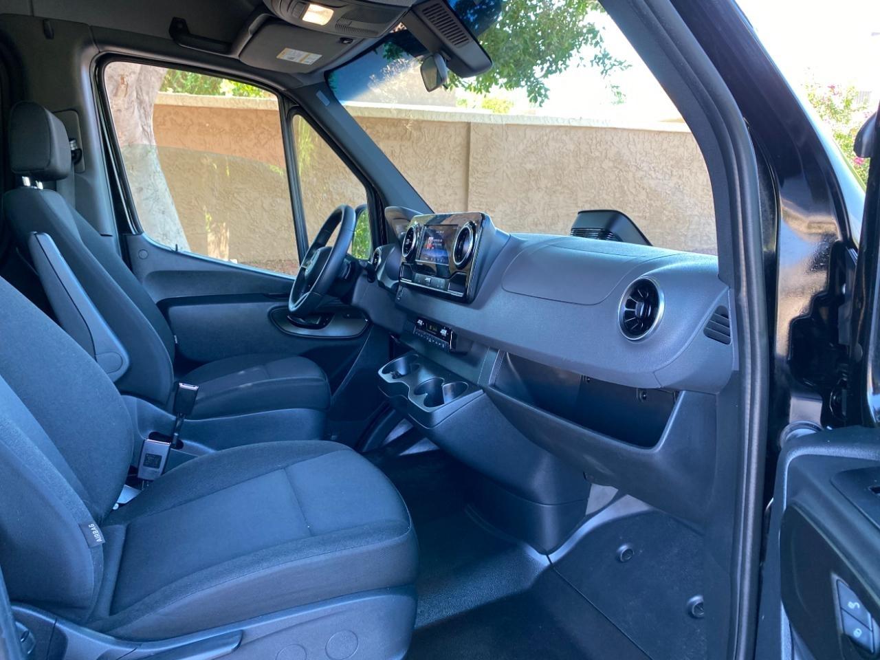 Mercedes-Benz Sprinter 2500 2025