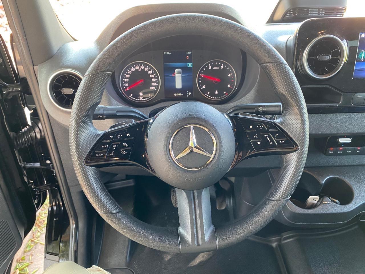Mercedes-Benz Sprinter 2500 2025