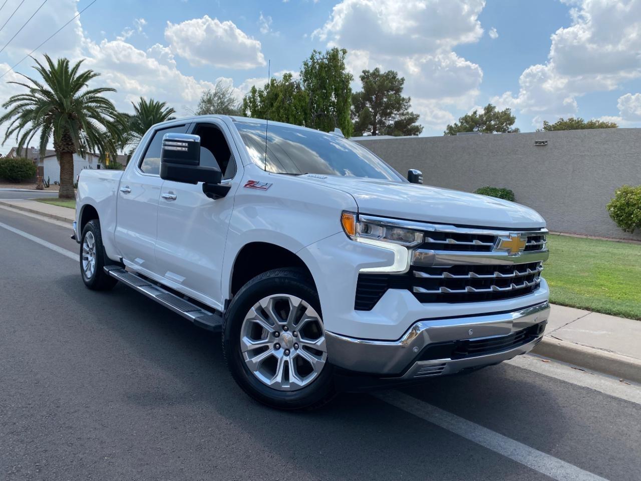 2024 Chevrolet Silverado 1500 LTZ Crew Cab 4WD