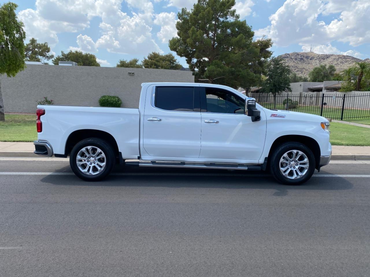 Chevrolet Silverado 1500 LTZ Crew Cab 4WD 2024