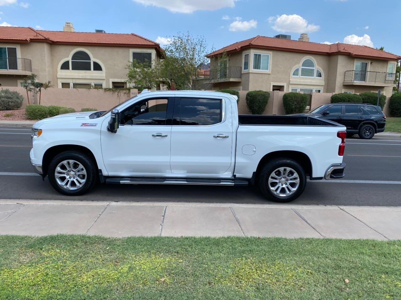 Chevrolet Silverado 1500 LTZ Crew Cab 4WD 2024