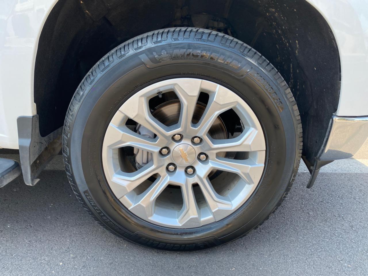 Chevrolet Silverado 1500 LTZ Crew Cab 4WD 2024