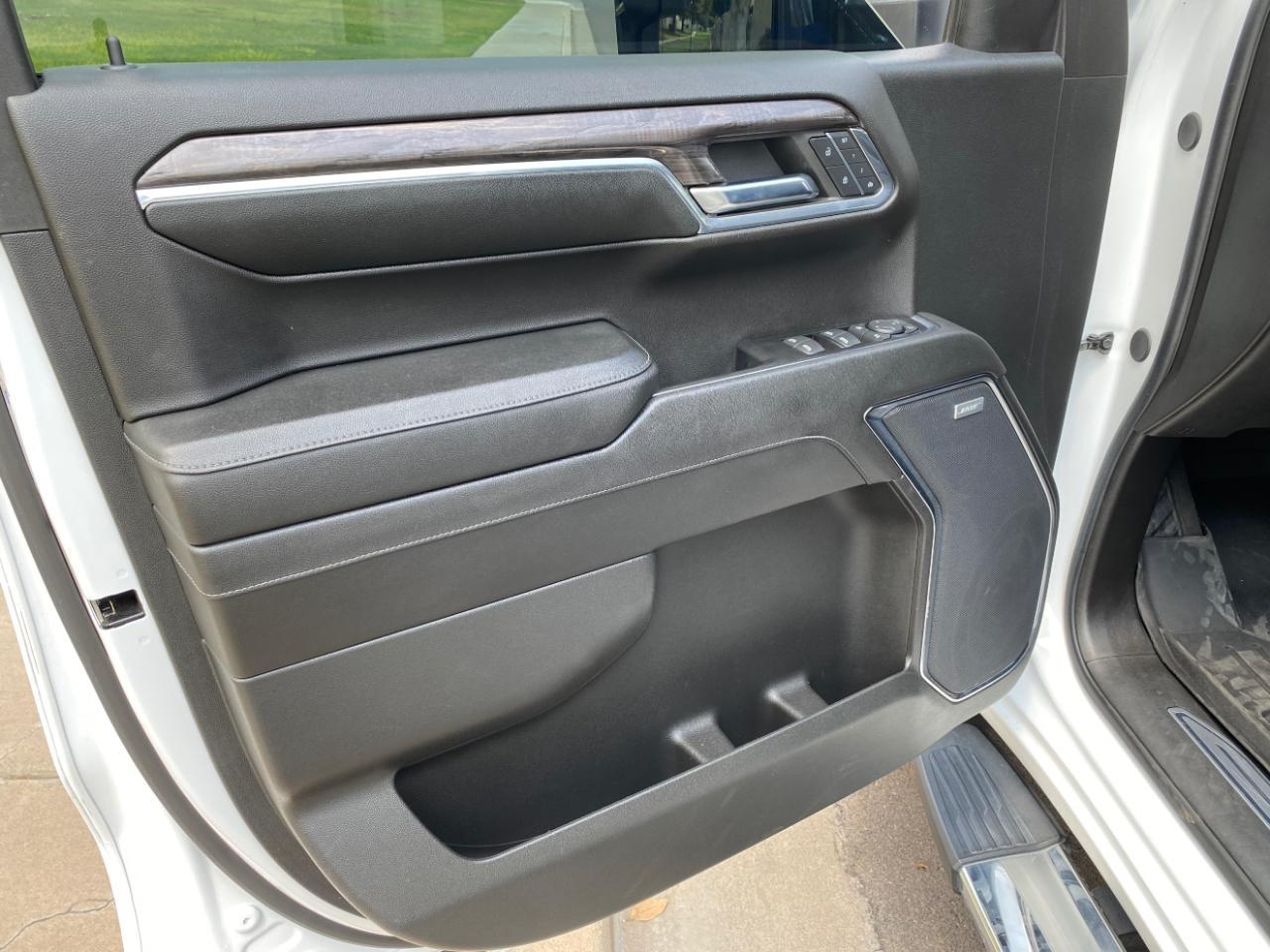 Chevrolet Silverado 1500 LTZ Crew Cab 4WD 2024