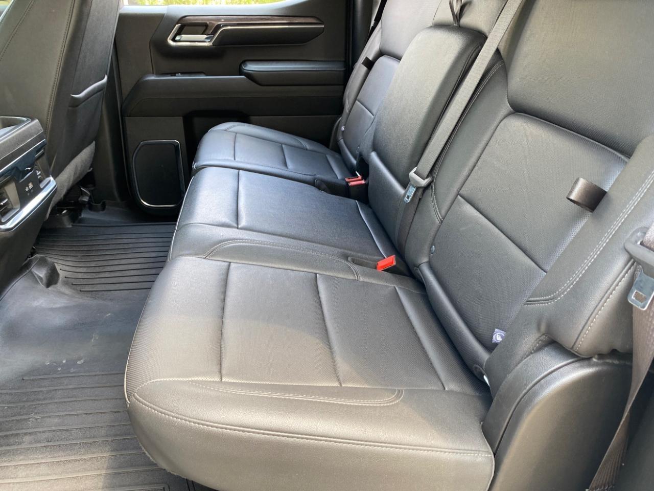 Chevrolet Silverado 1500 LTZ Crew Cab 4WD 2024