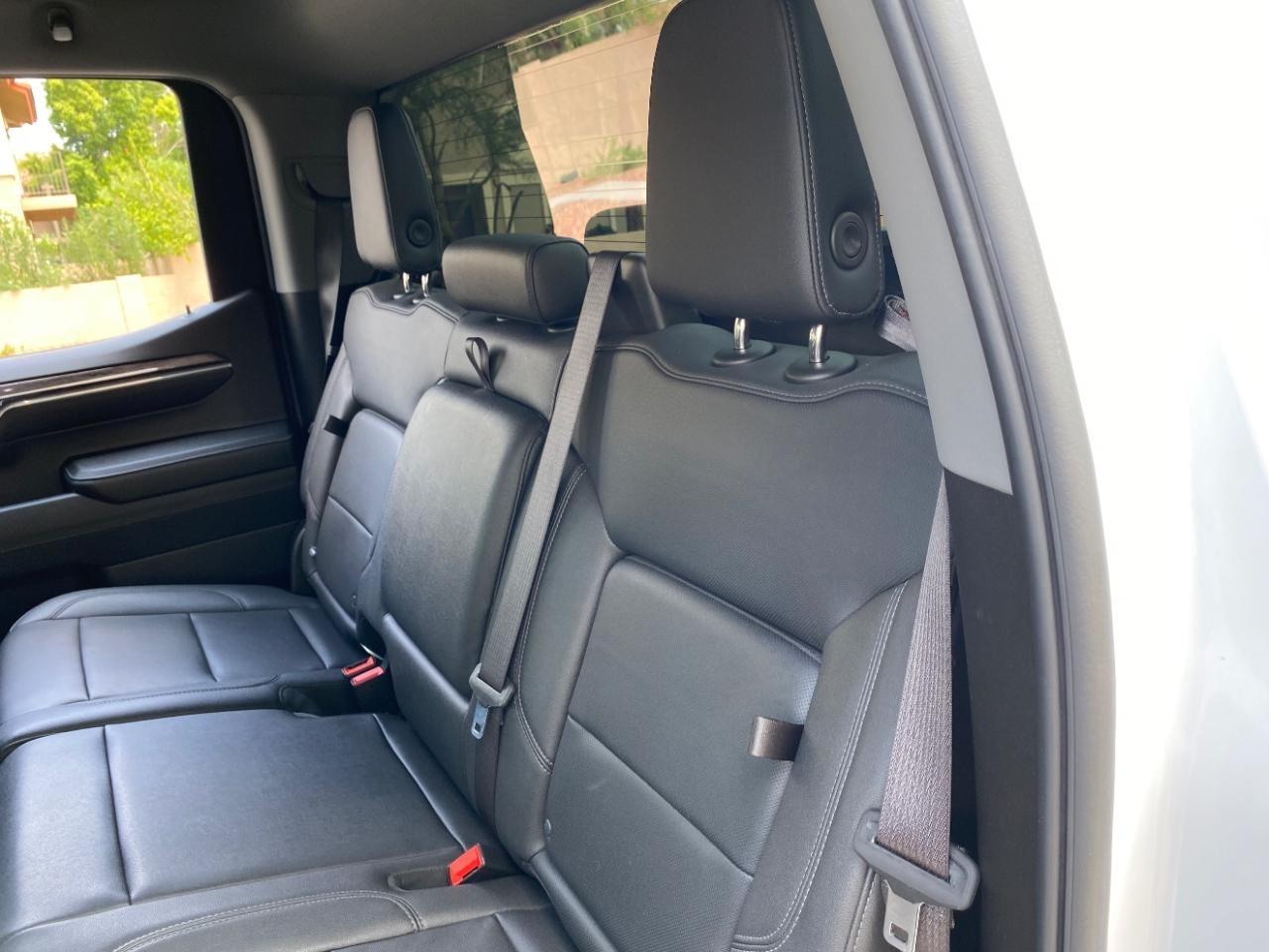 Chevrolet Silverado 1500 LTZ Crew Cab 4WD 2024