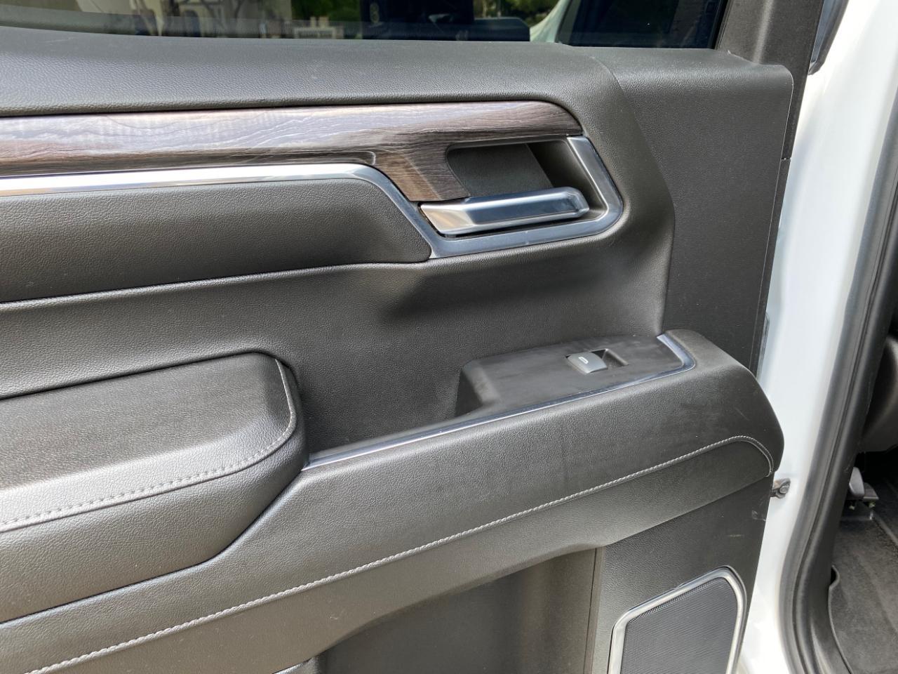 Chevrolet Silverado 1500 LTZ Crew Cab 4WD 2024