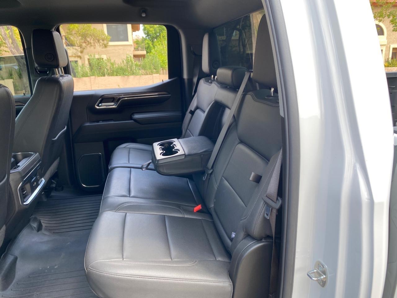 Chevrolet Silverado 1500 LTZ Crew Cab 4WD 2024