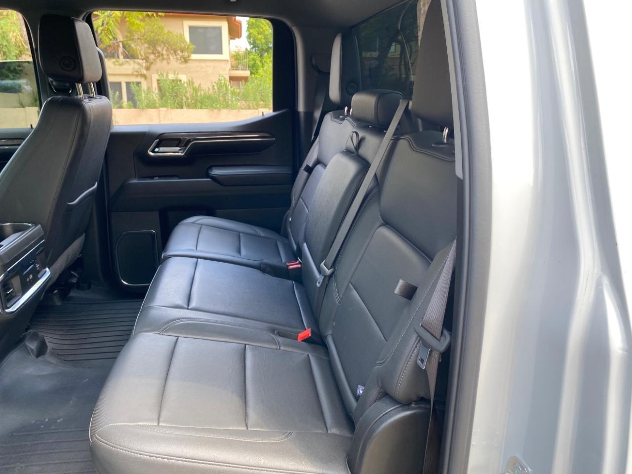 Chevrolet Silverado 1500 LTZ Crew Cab 4WD 2024