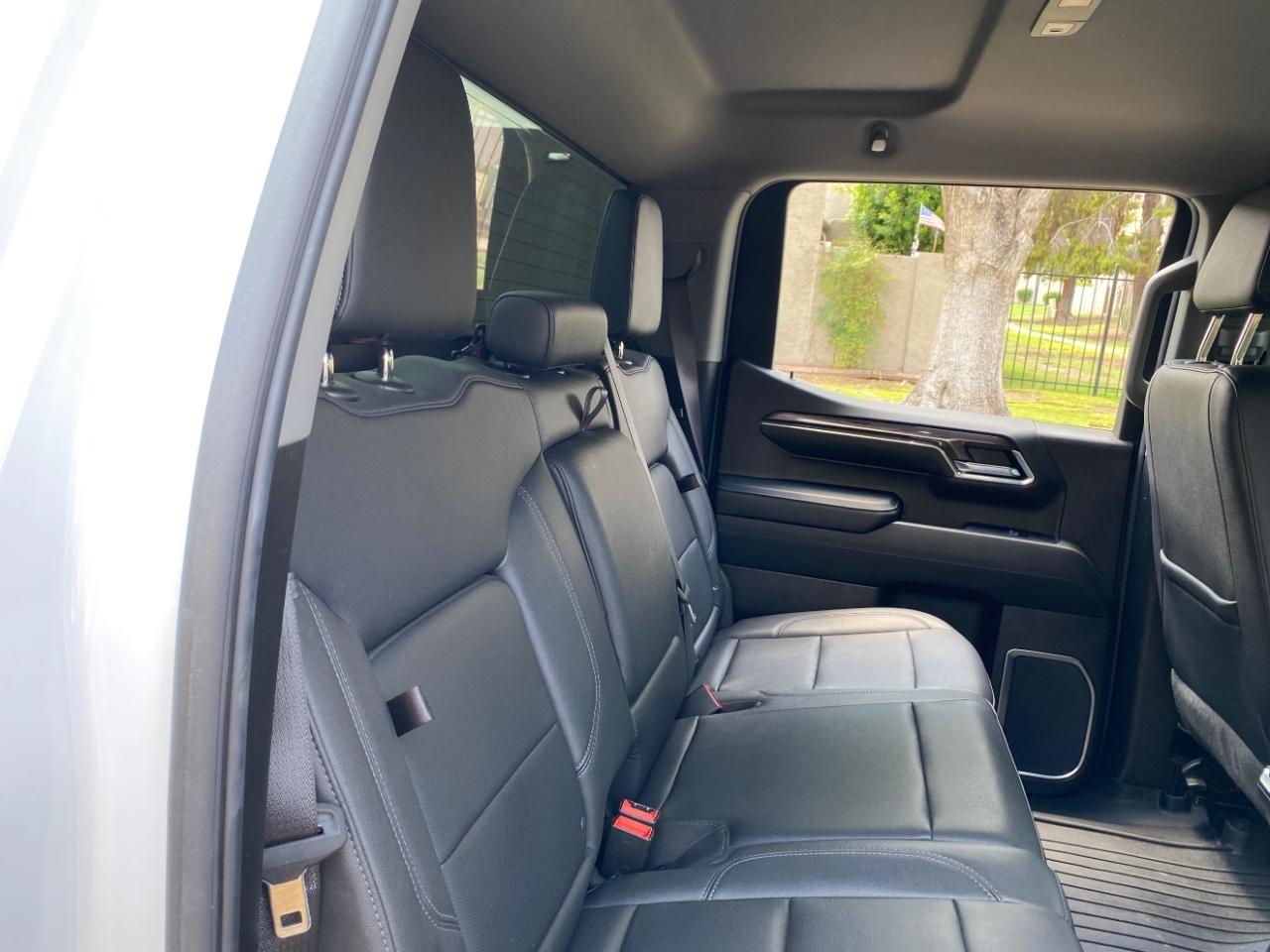 Chevrolet Silverado 1500 LTZ Crew Cab 4WD 2024
