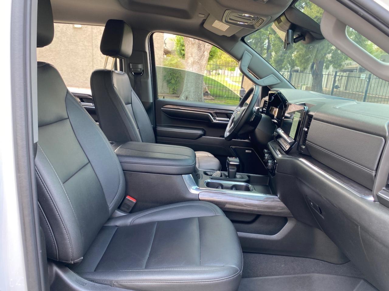 Chevrolet Silverado 1500 LTZ Crew Cab 4WD 2024