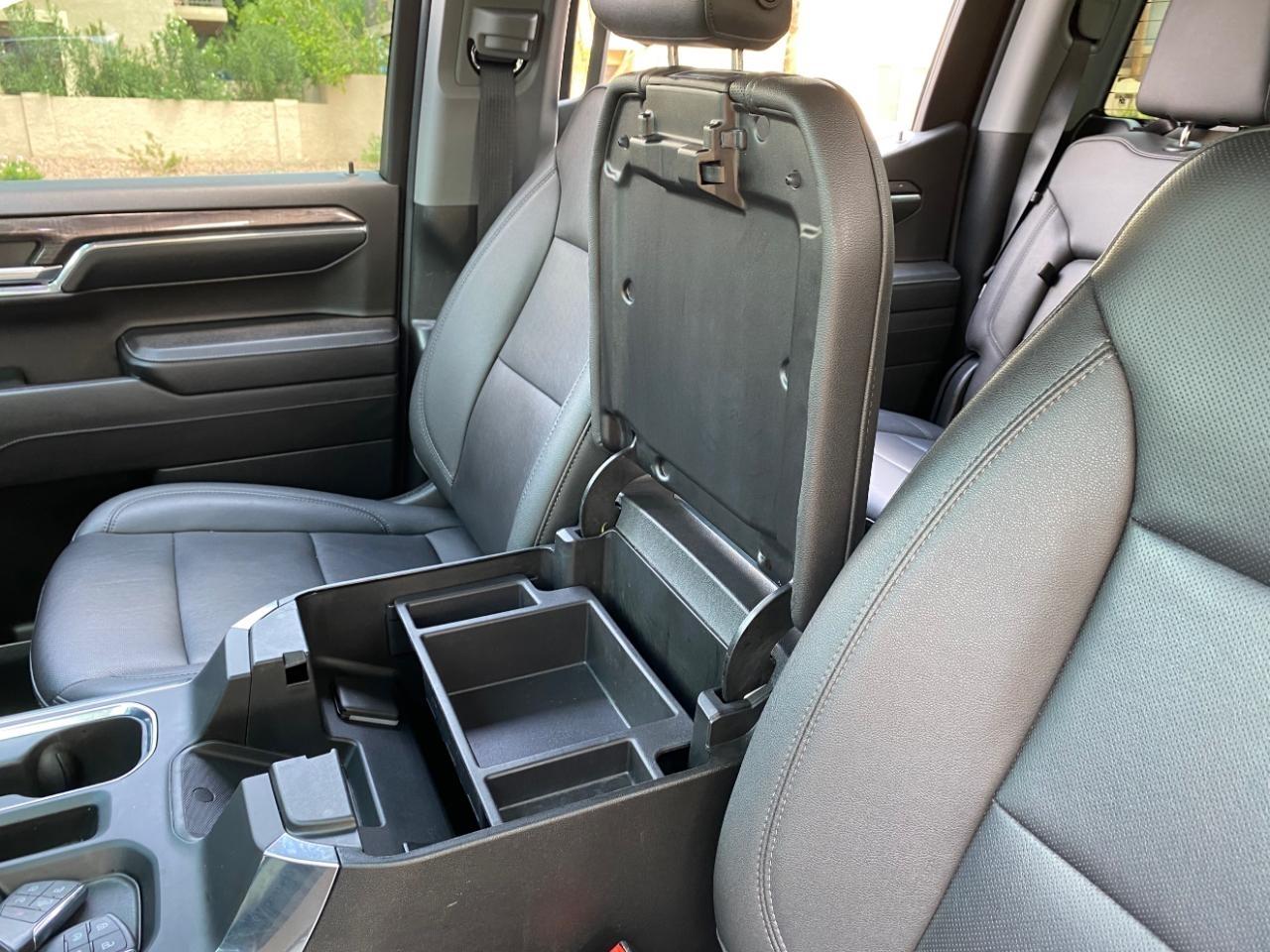 Chevrolet Silverado 1500 LTZ Crew Cab 4WD 2024