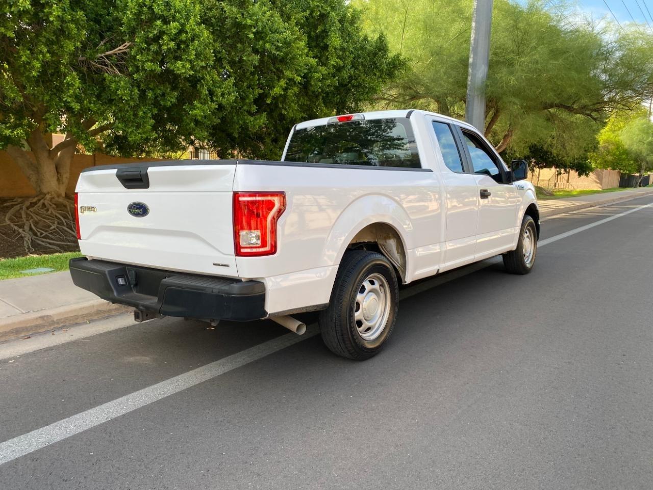 Ford F-150 XLT SuperCab 8-ft. 2WD 2015