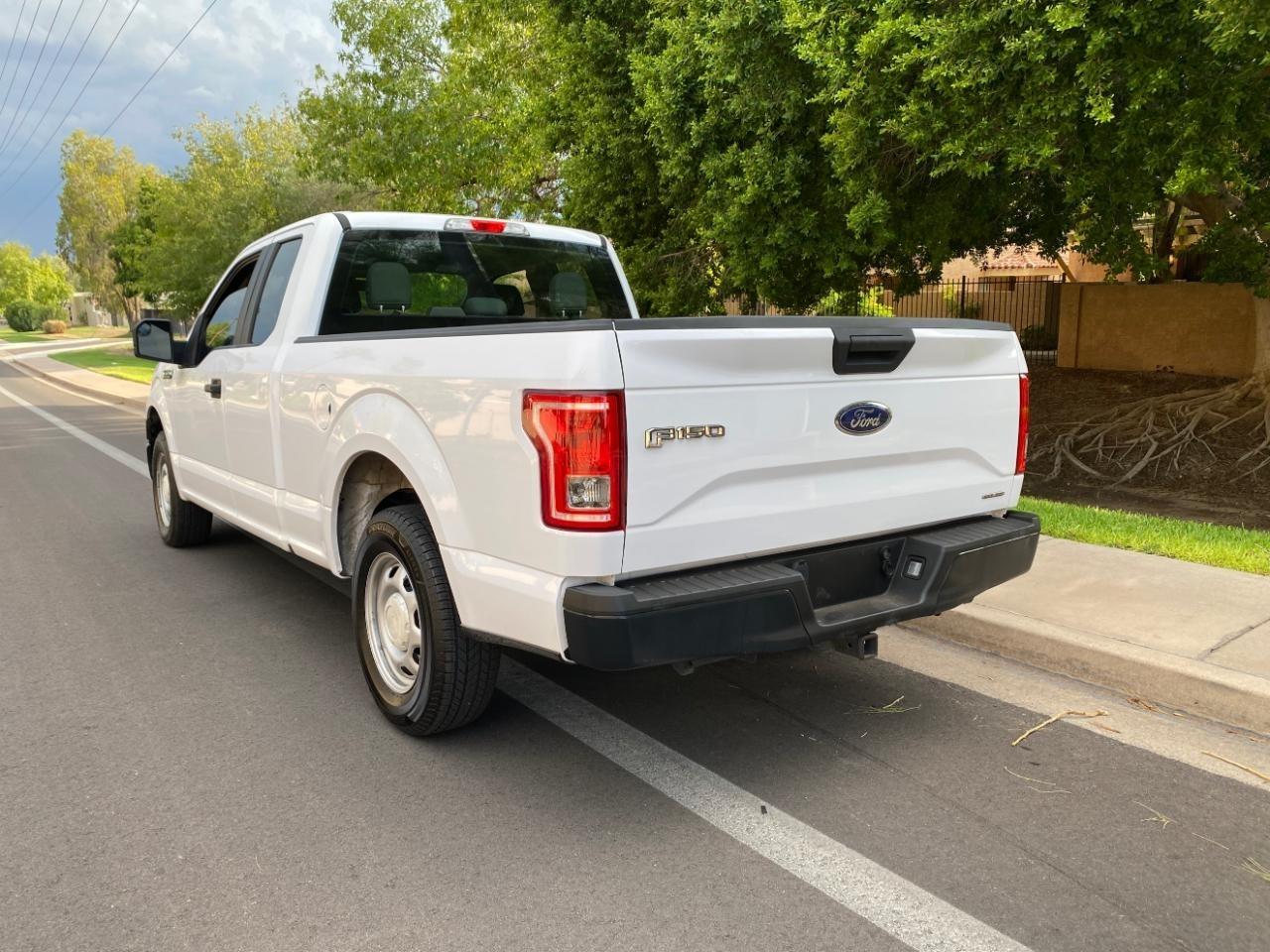 Ford F-150 XLT SuperCab 8-ft. 2WD 2015