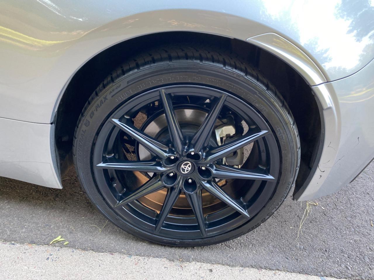 Toyota GR86 Premium 6M 2024