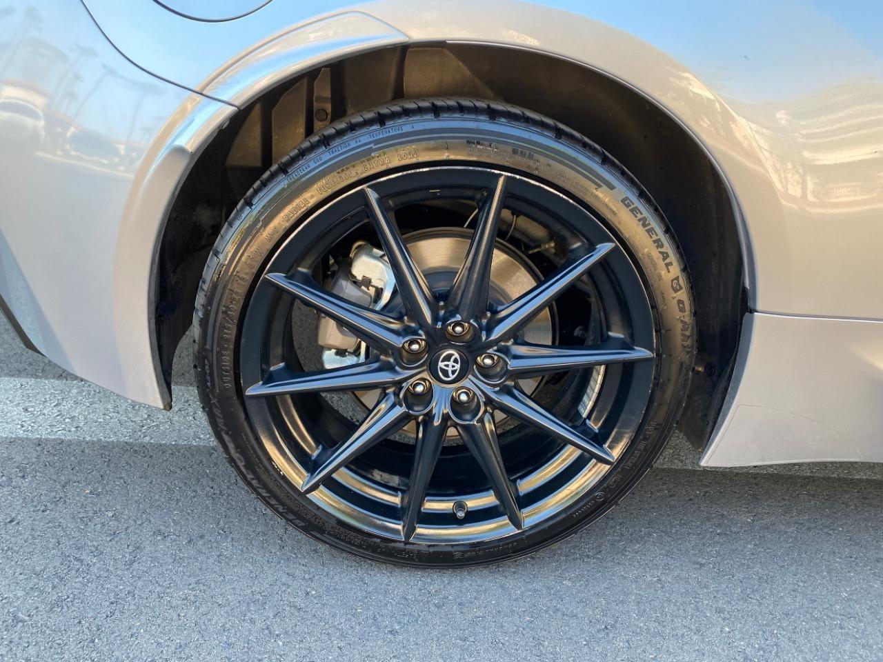 Toyota GR86 Premium 6M 2024