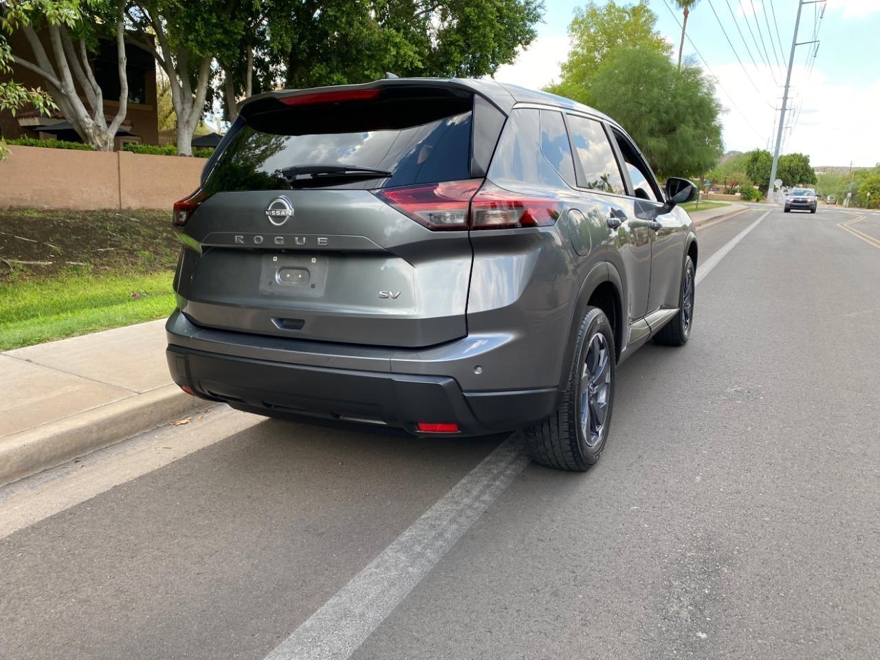 Nissan Rogue SV 2024