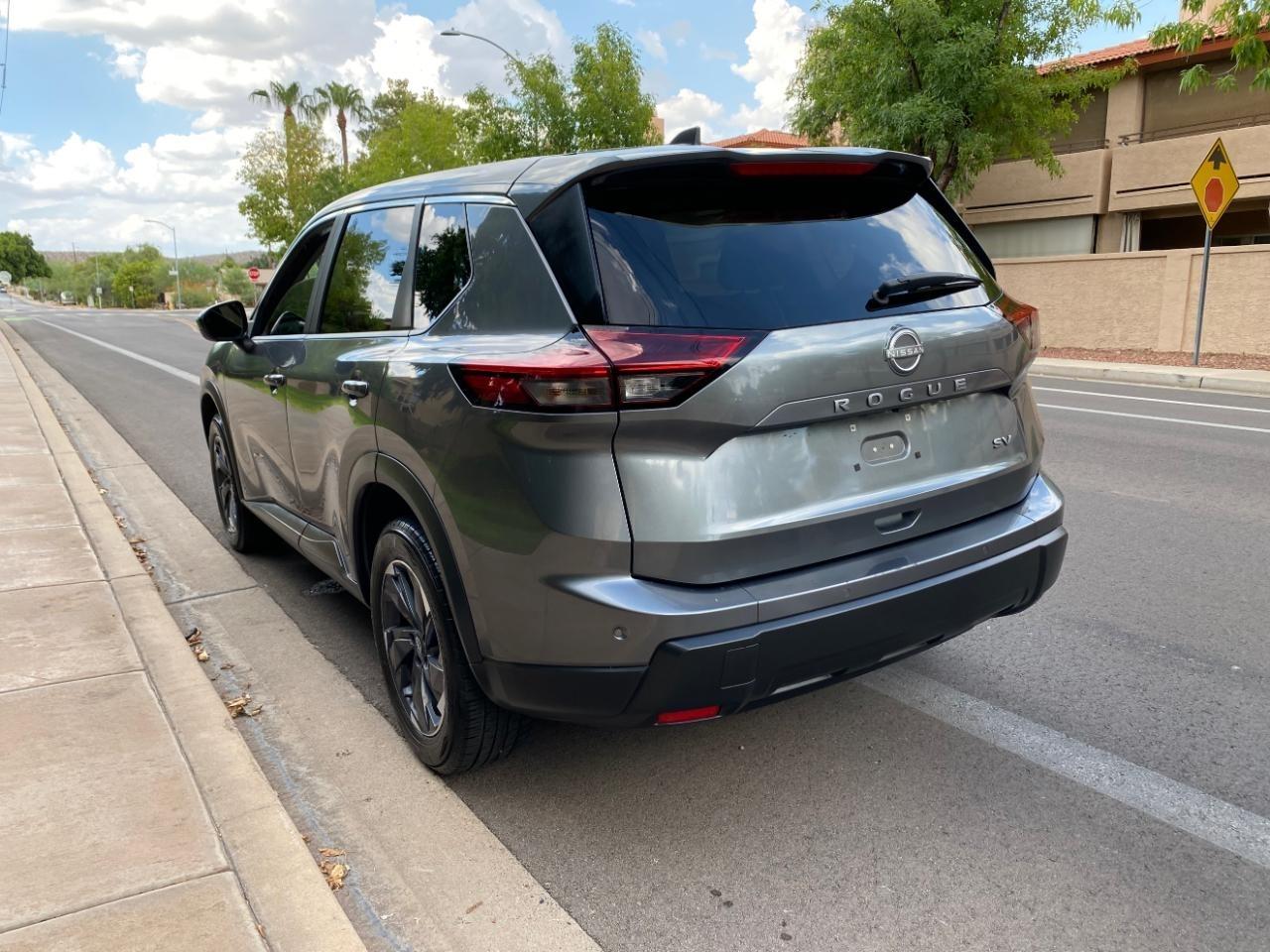 Nissan Rogue SV 2024