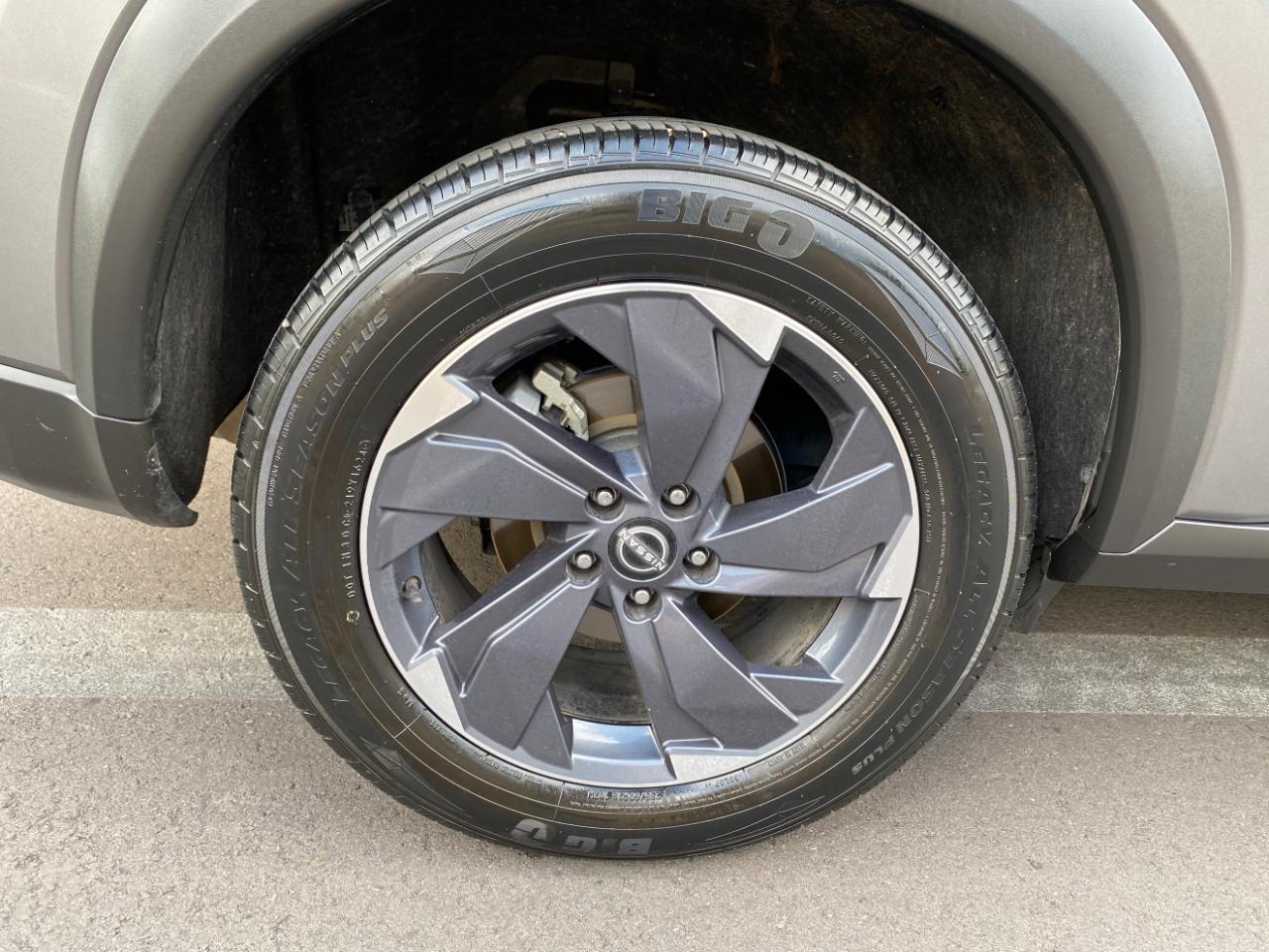 Nissan Rogue SV 2024